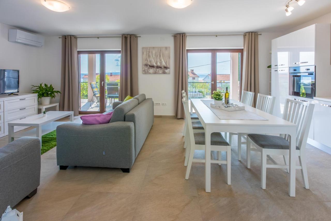 Anton 3 Apartman Crikvenica Kültér fotó