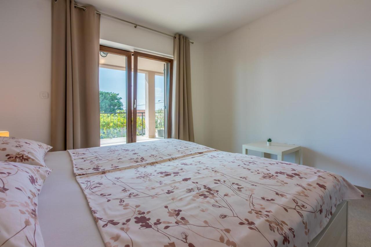 Anton 3 Apartman Crikvenica Kültér fotó